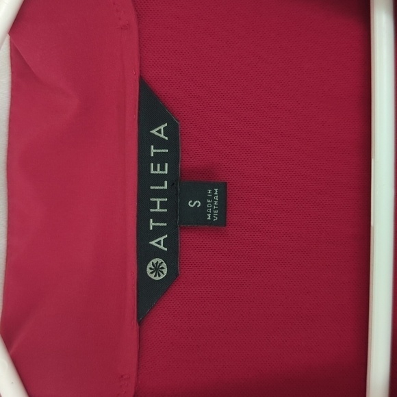 Athleta Run Free Magenta Running Jacket Size Small - Picture 2 of 7